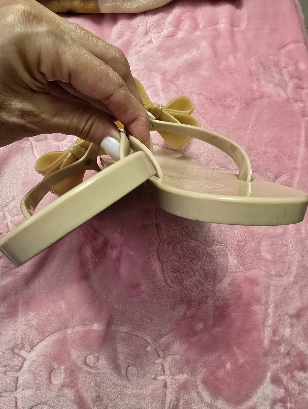 INC International Concepts Jelly Bow Sandals - Picture 6 of 8